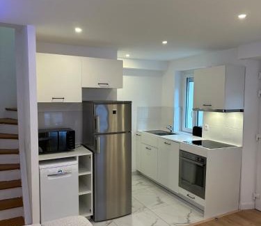 Saulx-les-Chartreux House | Raffinement Absolu