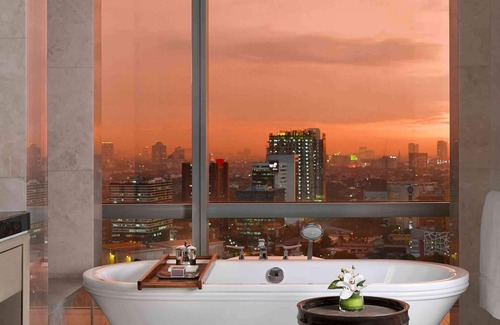 Kuningan Hotel | Raffles Jakarta