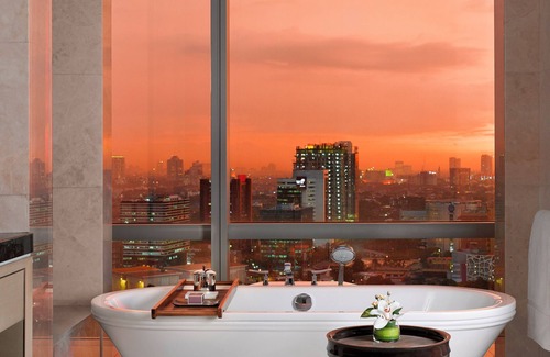 Kuningan Hotel | Raffles Jakarta