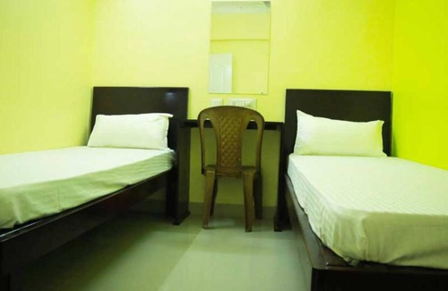 Kayamkulam Hotel | Raga Residency