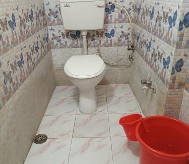 Faizabad House | RaghuvarDham Delux AC 2 Double Beds