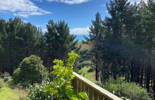 Raglan House | Raglan LoveNest -Romantic escape with outdoor bath