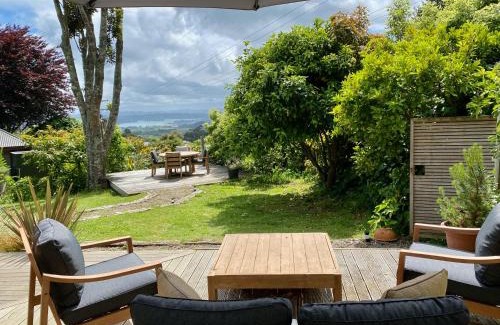 Raglan House | Raglan View Cottage