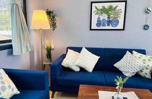 Pali Hill Apartment | Rahat Manzil- The Old Warm Charm 2 Bedroom Apartment in Khar West by Connekt Homes