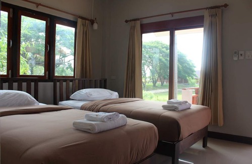 Nakhon Sawan Hotel | Rai Lam Poo Farm and Camping Resort