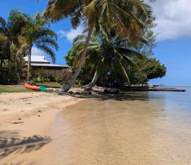 Teahupoo House | RAIATEA - The BEACH HOUSE - plage sur le lagon !