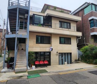 Hapjeong-dong Apartment | Raim Hongdae