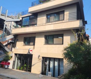 Hapjeong-dong Apartment | Raim Hongdae