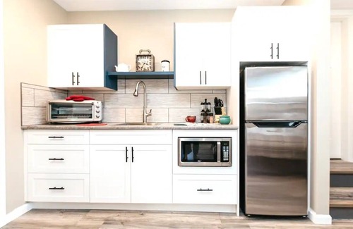 Shawnigan Lake Apartment | Rain Coast Retreat at Shawnigan Lake