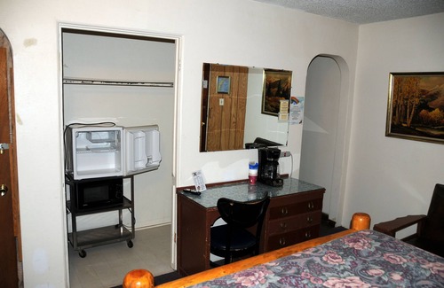 Thermopolis Hotel | Rainbow Motel