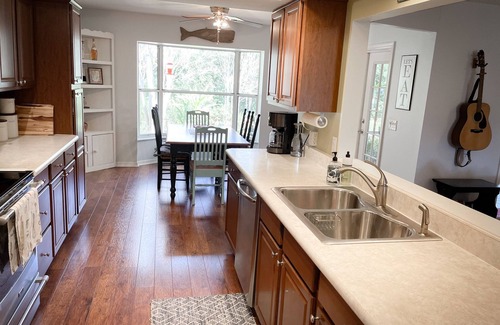 Dunnellon House | Rainbow River Serene Garden House