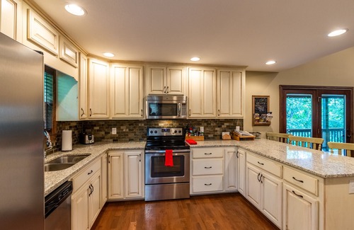 Sylva Cabin | Rainbow Run- Luxury Home in River Community, Fire Pit, Great Fishing!