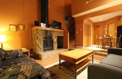 Whistler Village Condo | Rainbow Suites by Whistler Retreats