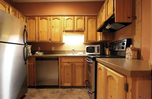 Whistler Village Apartment | Rainbow Suites by Whistler Retreats