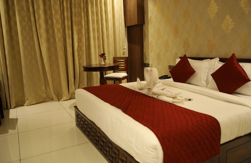 Agara Hotel | Rajathadri Royal Inn