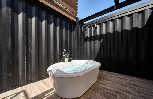 Minamiawaji House | Rakuten STAY VILLA Awaji 102 3 bank beds, Capacity of 9 persons
