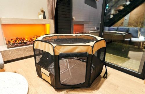Hakone House | Rakuten STAY VILLA Hakone Sengokuhara North Wing 105 or 106 BBQ Terrace Pet allowed Capacity of 10 persons