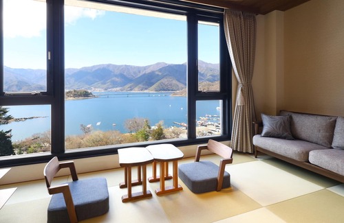 Azagawa House | Rakuyu