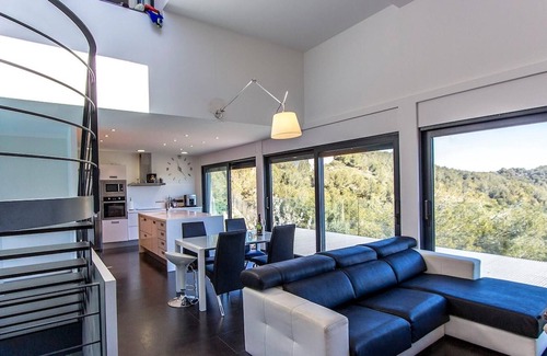 Costa Cunit Villa | Ramón Castellet i la Gornal Ref 561.224 Villa Rica
