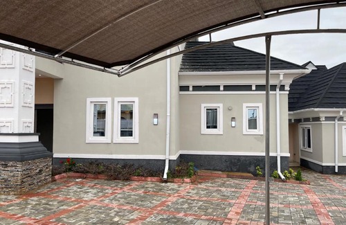 Jos House | Ramada Apartment