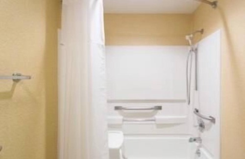 Bettendorf Hotel | Ramada by Wyndham Bettendorf