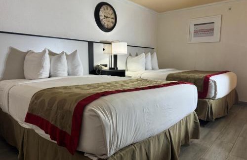 Crestline Heights Hotel | Ramada by Wyndham Birmingham Airport