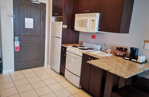 Cold Lake Hotel | Ramada by Wyndham Cold Lake