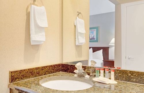 Draper Hotel | Ramada by Wyndham Draper