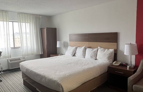 Effingham Hotel | Ramada by Wyndham Effingham