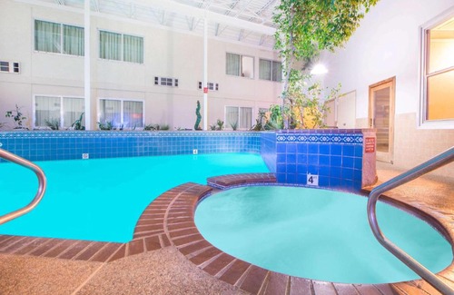 Enid Hotel | Ramada by Wyndham Enid