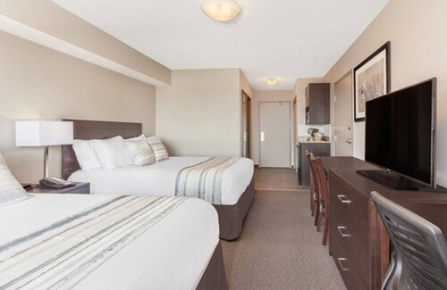 Grassland Hotel | Ramada by Wyndham Grassland