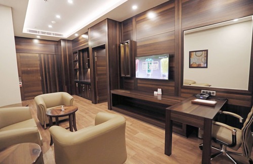 Bistupur Hotel | Ramada by Wyndham Jamshedpur
