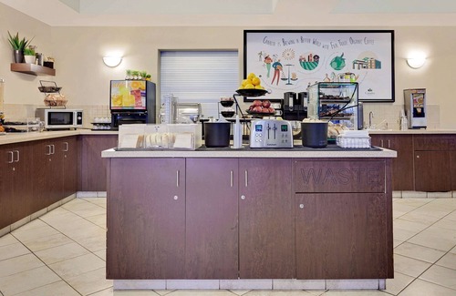 Lac La Biche Hotel | Ramada by Wyndham Lac La Biche