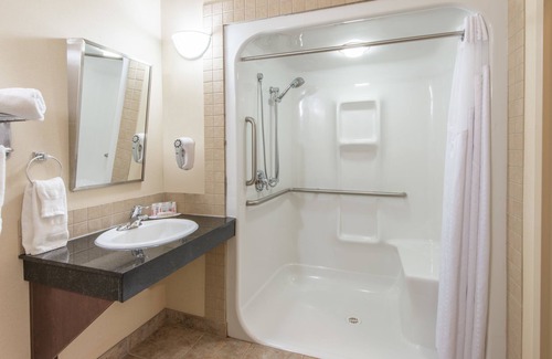 Lac La Biche Hotel | Ramada by Wyndham Lac La Biche