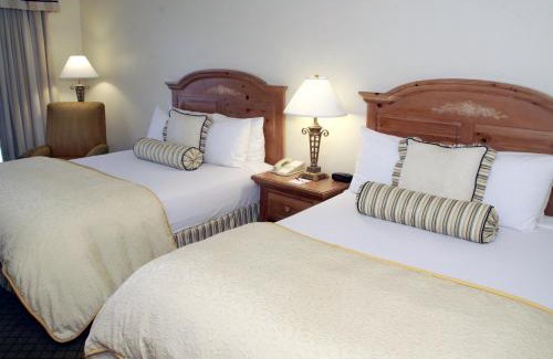 Mesilla Park Hotel | Ramada by Wyndham Las Cruces Hotel & Conference Center