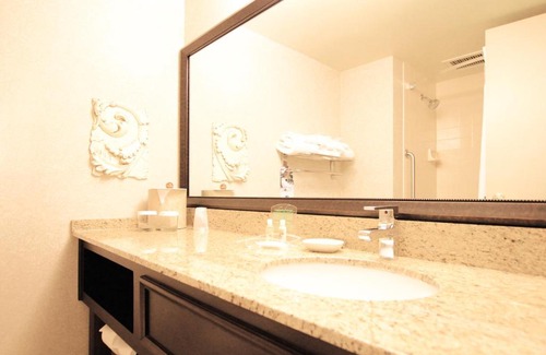 Eagan Hotel | Ramada by Wyndham Minneapolis Airport - Eagan