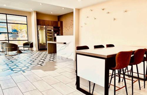 Modesto Hotel | Ramada by Wyndham Modesto Yosemite Area