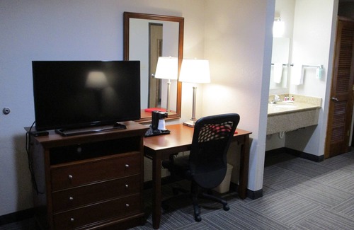 Platte City Hotel | Ramada by Wyndham Platte City KCI Airport