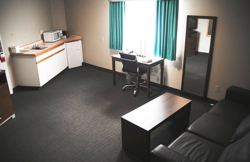 Quesnel Hotel | Ramada by Wyndham Quesnel