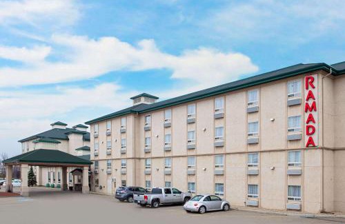 Red Deer Hotel | Ramada by Wyndham Red Deer Hotel & Suites