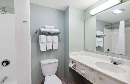 Southern Coast Hotel | Ramada by Wyndham Saco/Old Orchard Beach Area