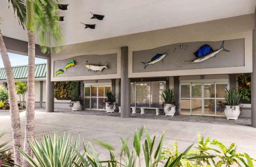Whitfield Hotel | Ramada by Wyndham Sarasota Waterfront