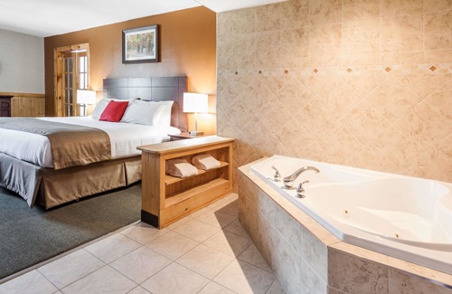 Timmins Hotel | Ramada by Wyndham Timmins