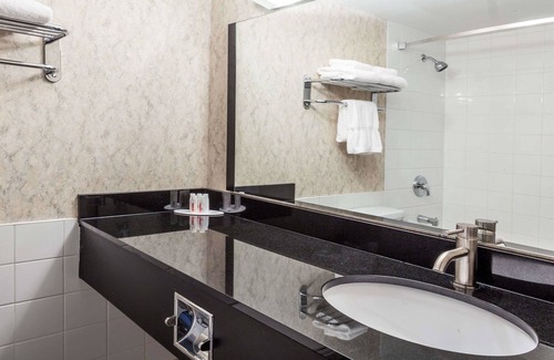 Timmins Hotel | Ramada by Wyndham Timmins