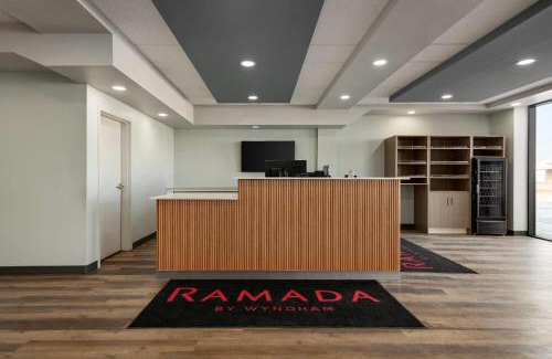 Jasper Place Hotel | Ramada by Wyndham West Edmonton Hotel & Suites