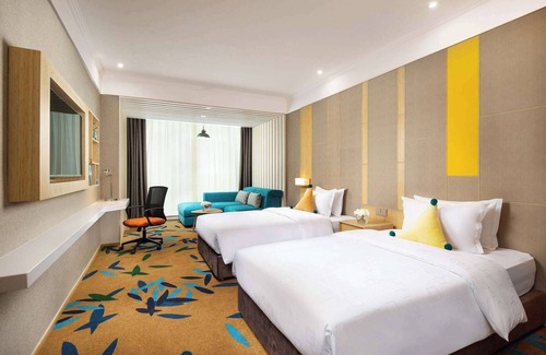 Lanshan District Hotel | Ramada Encore Wyndham Linyi