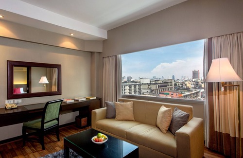 Bang Kho Laem Hotel | Ramada Plaza by Wyndham Bangkok Menam Riverside