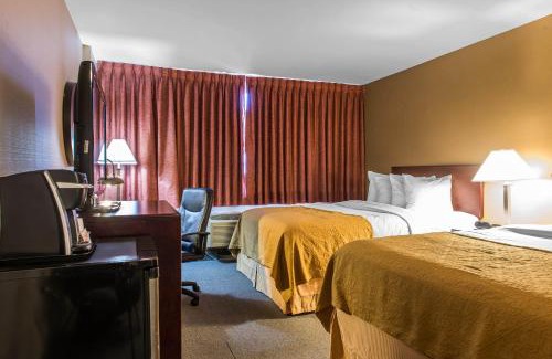 Cote-Des-Neiges—Notre-Dame-De-Grace Hotel | Ramada Plaza by Wyndham Montreal