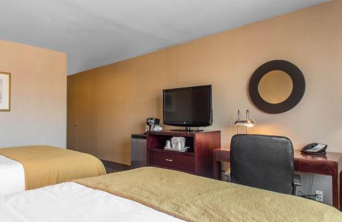 Cote-Des-Neiges—Notre-Dame-De-Grace Hotel | Ramada Plaza by Wyndham Montreal