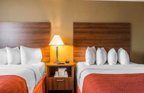 Cote-Des-Neiges—Notre-Dame-De-Grace Hotel | Ramada Plaza by Wyndham Montreal